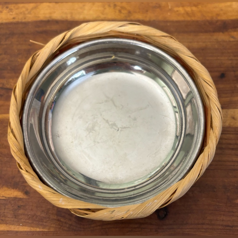 Mini Kitty or Toy Puppy Food Dish. Wicker
